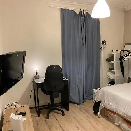 Beautiful Chic With Ultra-fast Wifi Apartment *
