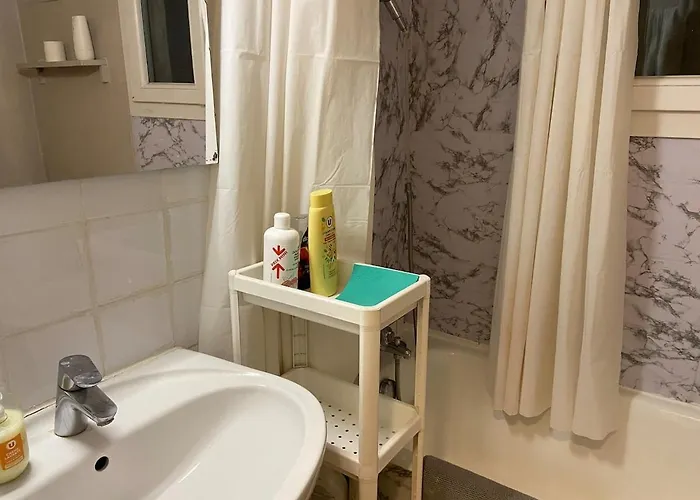 Апартаменты Beautiful Chic With Ultra-fast Wifi