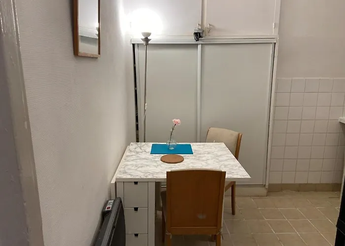 Beautiful Chic With Ultra-fast Wifi *