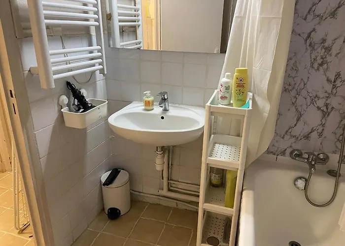 Апартаменты Beautiful Chic With Ultra-fast Wifi *
